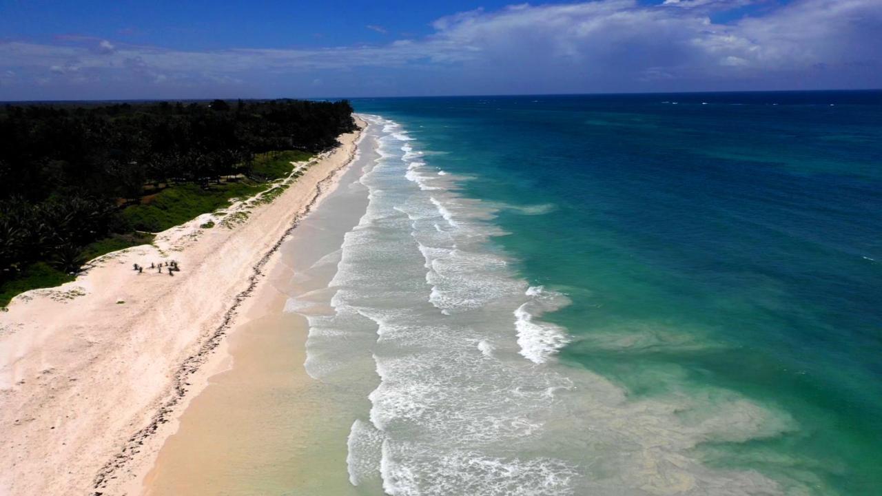 Salty'S Kitesurf Village Kilifi Bagian luar foto